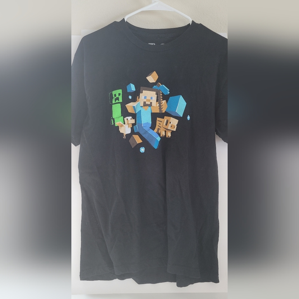 Jinx Official Minecraft Run Away Glow in the Dark T-Shirt Kids SZ L
